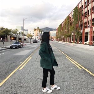 AUTHENTIC THEORY COAT